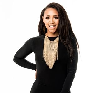 Necklace and earring set